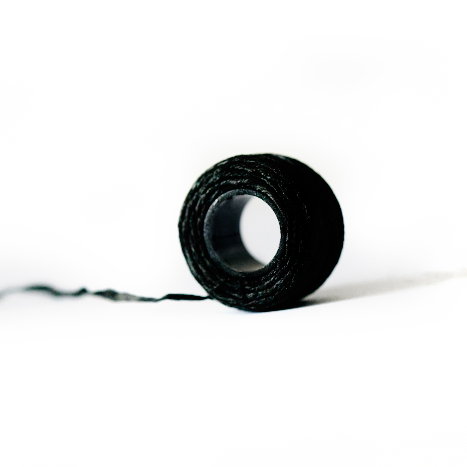Dyeing thread - Noble Lashes eyebrow geometry